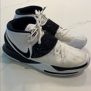 NIKE Kyrie 6 (Team) Basketball Shoes